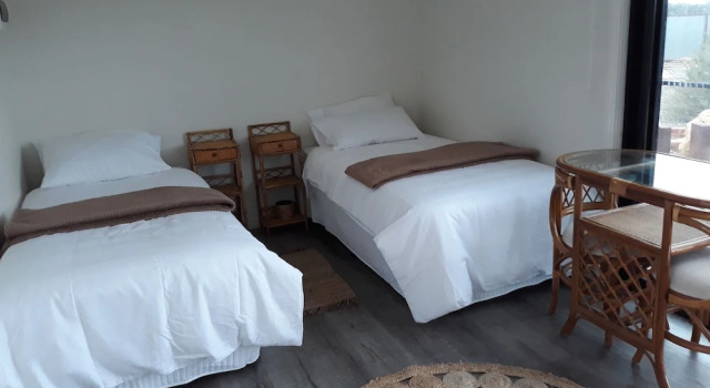 1 Bedroom Studio Axedale Cabin Accommodation