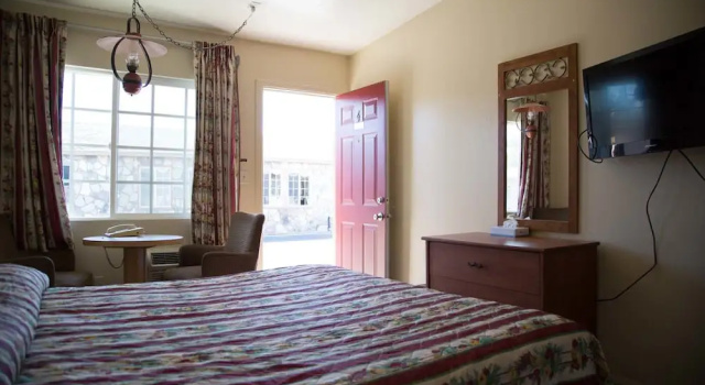 Студия Comfort с 2 комнатами Boron Motel