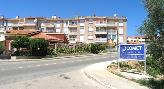 Apartment Rosa, Забронировать Апартаменты/квартира Отели Крка с парковкой, рядом с Krk Harbour, Парковка