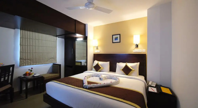 Двухместный номер Premium c 1 комнатой Hotel Gandharva- A Green Hotel