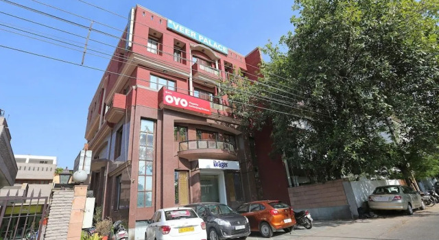 OYO Flagship 746 Bhikaji Cama Place, Забронировать Отель Отели Нью-Дели с завтраком, Завтраки