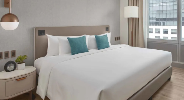 Номер Deluxe Lanson Place Mall of Asia Manila