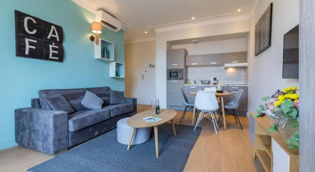 Апартаменты Florella Jean Jaures Apartment