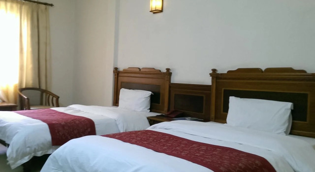 Sao Pho Hien Hotel, Забронировать Отель Отели Халонг с парковкой, Парковка