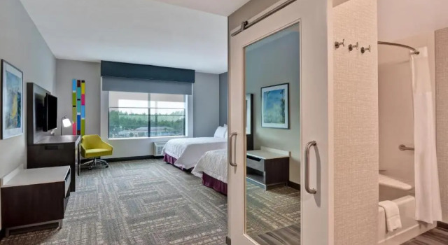 Четырёхместный номер Standard Hampton Inn & Suites Tampa Riverview Brandon