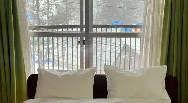 Двухместный люкс с видом на горы Beijing Sunshine Service Apartment