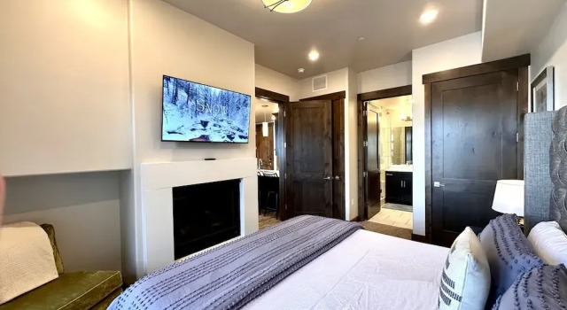 Blackstone Overlook 312 2 Bedroom Condo