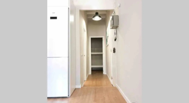 2 Bedroom Apartment Sants, Забронировать Апартаменты/квартира Сантс-Монжуик , рядом с Фонд современного искусства Франа Дауреля