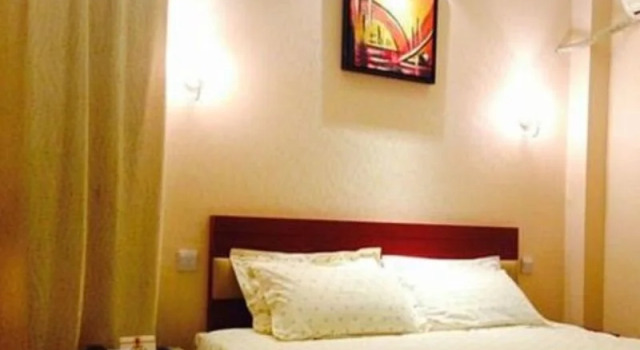 Super 8 Hotel Shanghai Songjiang University Town Branch, Varaa Hotelli Songjiang Shanghai