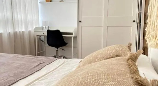 Studio Cataluña, 19, Prenota Hotel Hotel a Pamplona con parcheggio, Parcheggio
