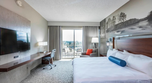 Двухместный номер Standard с балконом Auburn Marriott Opelika Resort & Spa at Grand National
