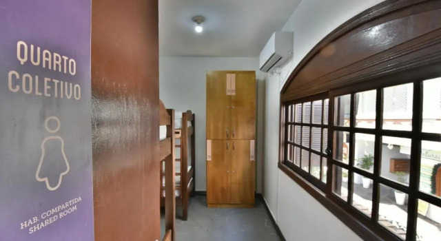 Кровать в общем номере (женский номер) Hostel Chocolatchê
