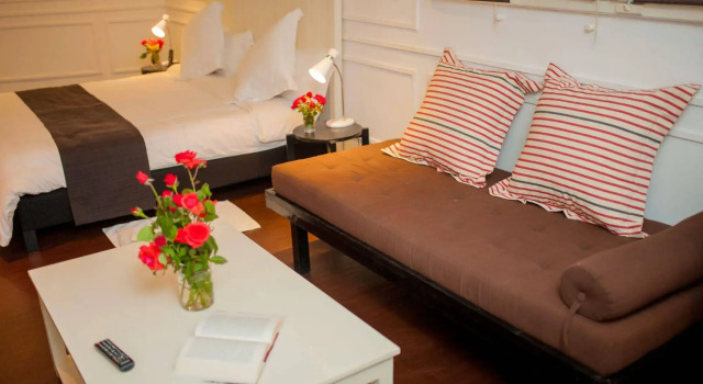 Hotel Maison des Cotonniers, Забронировать Отель Отели Антананариву 3 звезды, рядом с Analakely Market, 3*