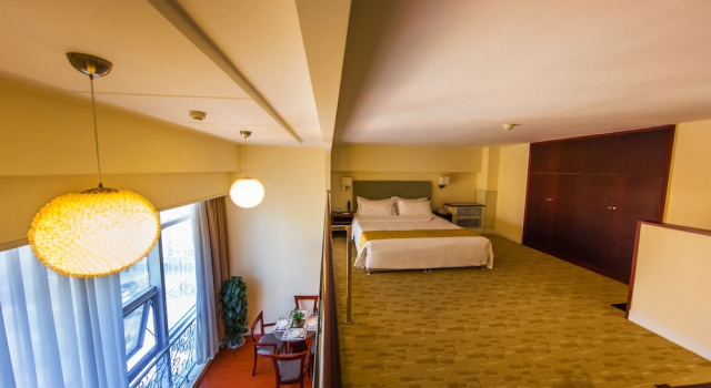 Двухместный семейный люкс Дуплекс Fulitai International Hotel