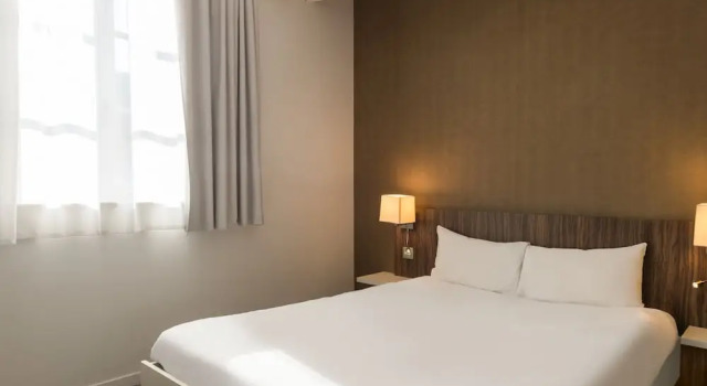 Трёхместный номер Standard The Originals City, Hôtel Le Coeur dOr, Sedan Est