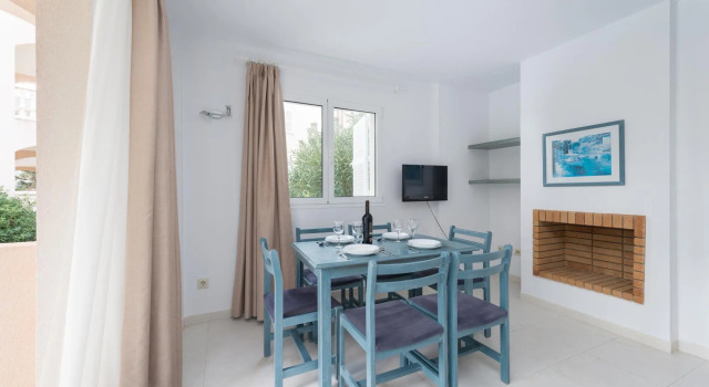 ORO DEL MAR IV Apartamento 01 - Apartment with shared pool near the beach Free WiFi, Book Apartment Capdepera Majorca