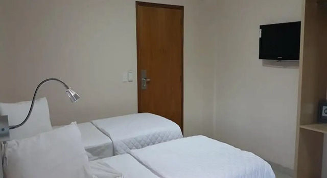 Номер Deluxe Emirates Hotel & Suites