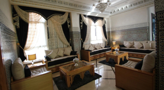 La Paloma, Rezerwuj Hotel Hotele w Tanger-Tetouan z parkingiem, Parking