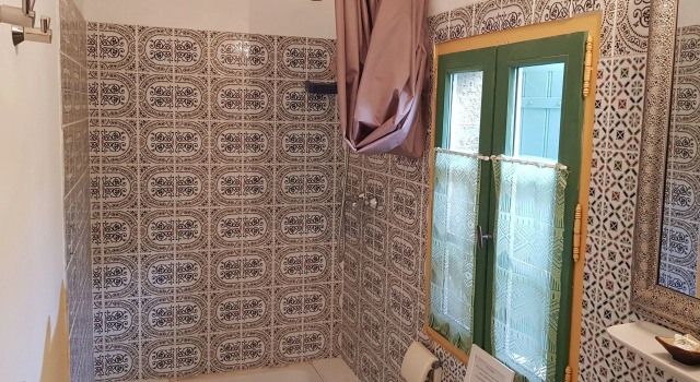 La Bastide de Boisset, Đặt Khách sạn Argilliers Gard
