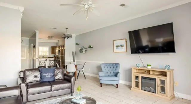 Luxury Charleston Waterfront Getaway