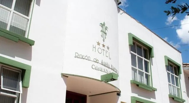 Nuevo Hotel Rincón de Santa Bárbara, Забронировать Отель Отели Богота с завтраком, рядом с Del Bosque Clinic, Завтраки