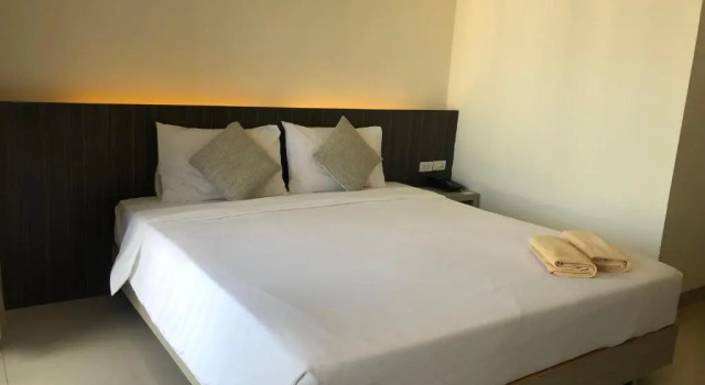 Студия Leenova Hotel