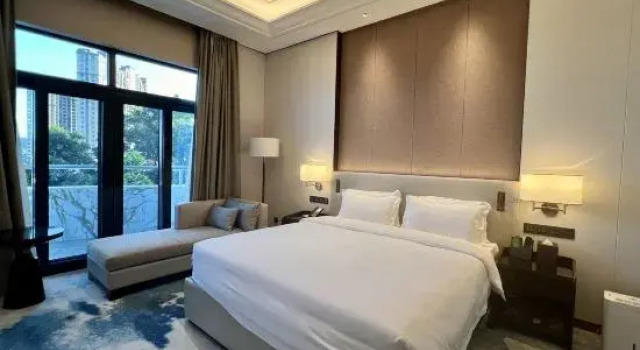 Люкс Deluxe CK Hotel