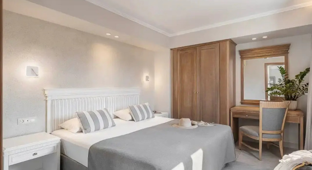 Апартаменты с видом на бассейн Okeanis Golden Resort