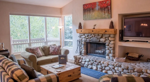 River Ridge 20 - 4 Br Condo, Book Feriehus Ketchum Sun Valley, nær River Run