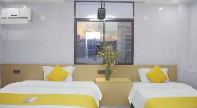 Семейный люкс с 2 комнатами Haipanqixin Homestay