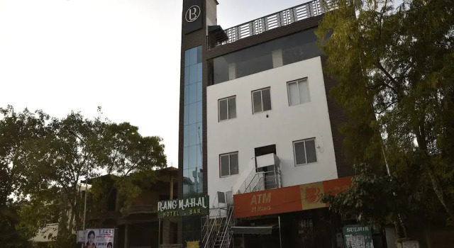 Hotel Rang Mahal Near Jaipur International Airport, Забронировать Отель Малвия Нагар Джайпур, рядом с MNIT Jaipur