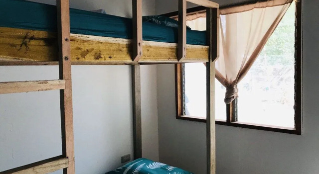 NOYA Hostel, Rezerwuj Hostel Hotele w Siargao Island z parkingiem, Parking