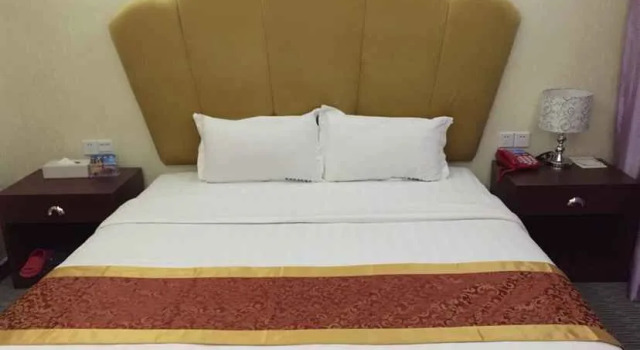 Номер Deluxe Aiqinhai Hotel