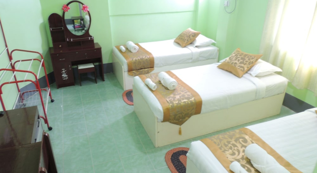 Nay Chi Linn Hotel