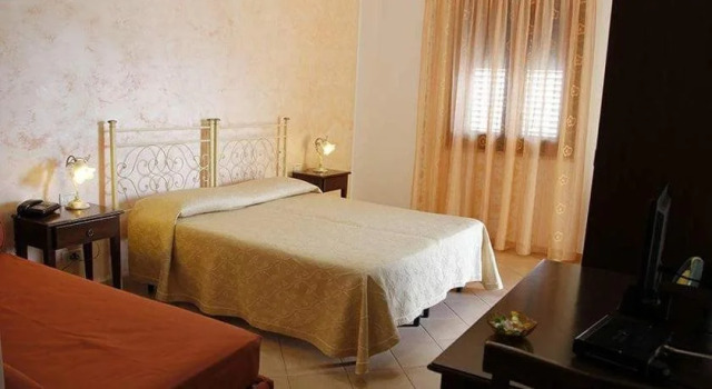 Abbadia, Book Hotel Hotels in Sicily with Parking, Parking