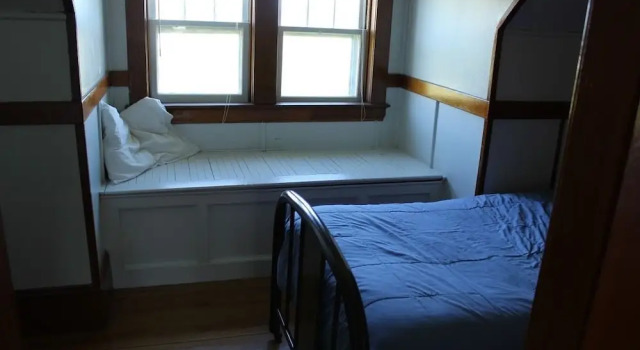 Laurence House, Book Hotel Margaree Harbour 