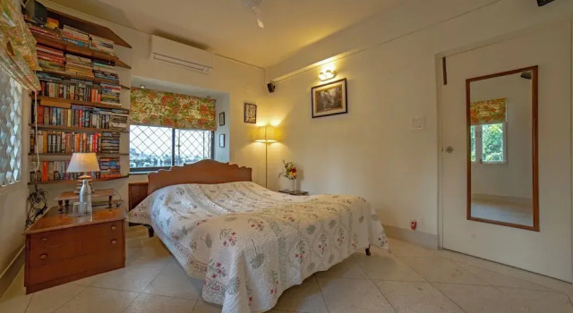 Номер Classic Yellowbrick - Calcuttas Freshest BnB