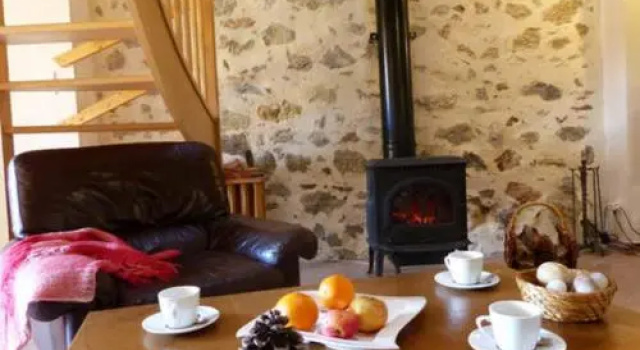 House Le Pioussel, Забронировать Отель Монсегюр Ariège
