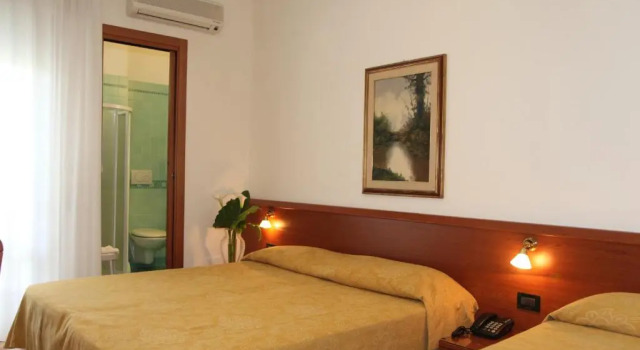 Семейный номер Standard Hotel Gran Venere Beach