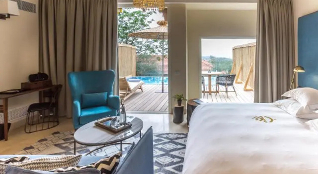 Полулюкс с видом на сад Gordonia Hotel