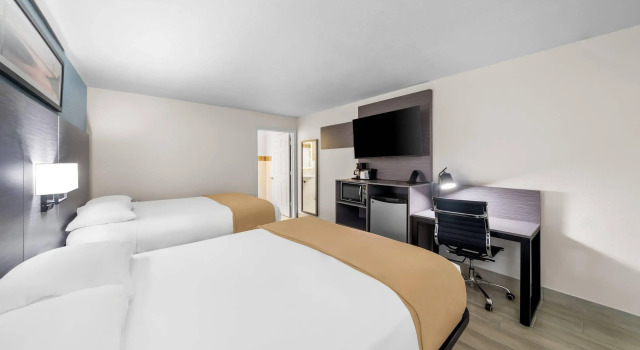 Rodeway Inn Lake Wales - Winter Haven, Забронировать Отель Отели Lakeland - Winter Haven с парковкой, Парковка