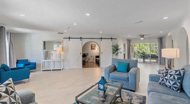 Paradise Palace 4 Bedroom Home by RedAwning