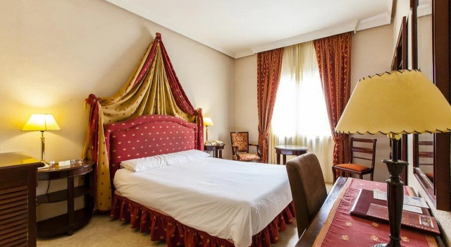 Hotel Del Val