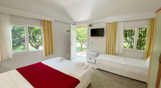 Трёхместный номер Comfort Garden Pansiyon Çıralı