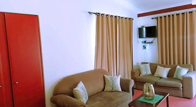 45 Broadway Lodge, Забронировать Отель Отели Дурбана 3 звезды, рядом с Beachwood Golf Club, 3*