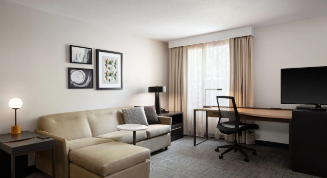 Люкс Residence Inn by Marriott Madison West/Middleton