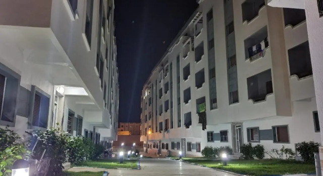 Oued laou Appart Avec Picsine, Rezerwuj Apartament Hotele w Tanger-Tetouan z parkingiem, Parking