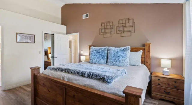 Villas at Somerset 3 Bedroom Condo Amenity Access 3 Condo