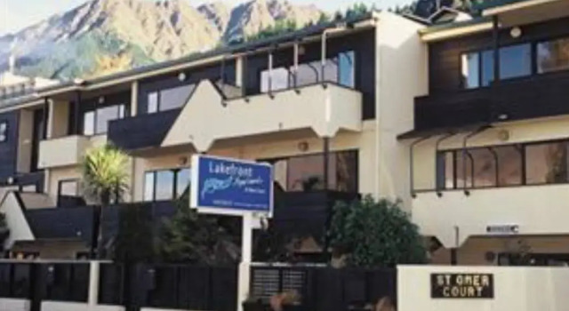 Lakefront Apartments,18 LAKE ESPLANADE ROAD, Buchen Sie Ferienwohnung Hotels in Südinsel Neuseelands mit Pool, Schwimmbad