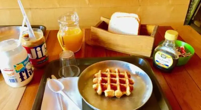 Les Tipis du Bonheur de Vivre, Book Hotel Brulon 